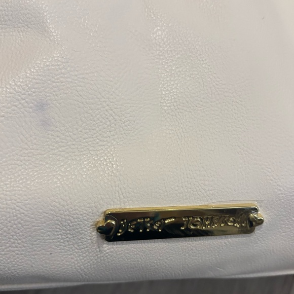 NWT Betsey Johnson Beige Floral Bow Satchel - Picture 3 of 5